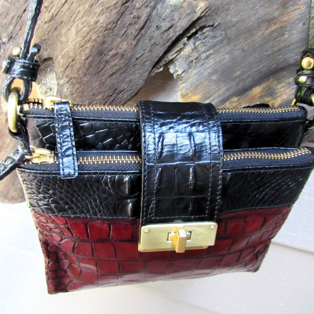 BRAHMIN CROC EMBOSSED MOJITO BAG, LOTS OF STORAGE , EXCELLENT COND. MAKE OFFER - Picture 3 of 9